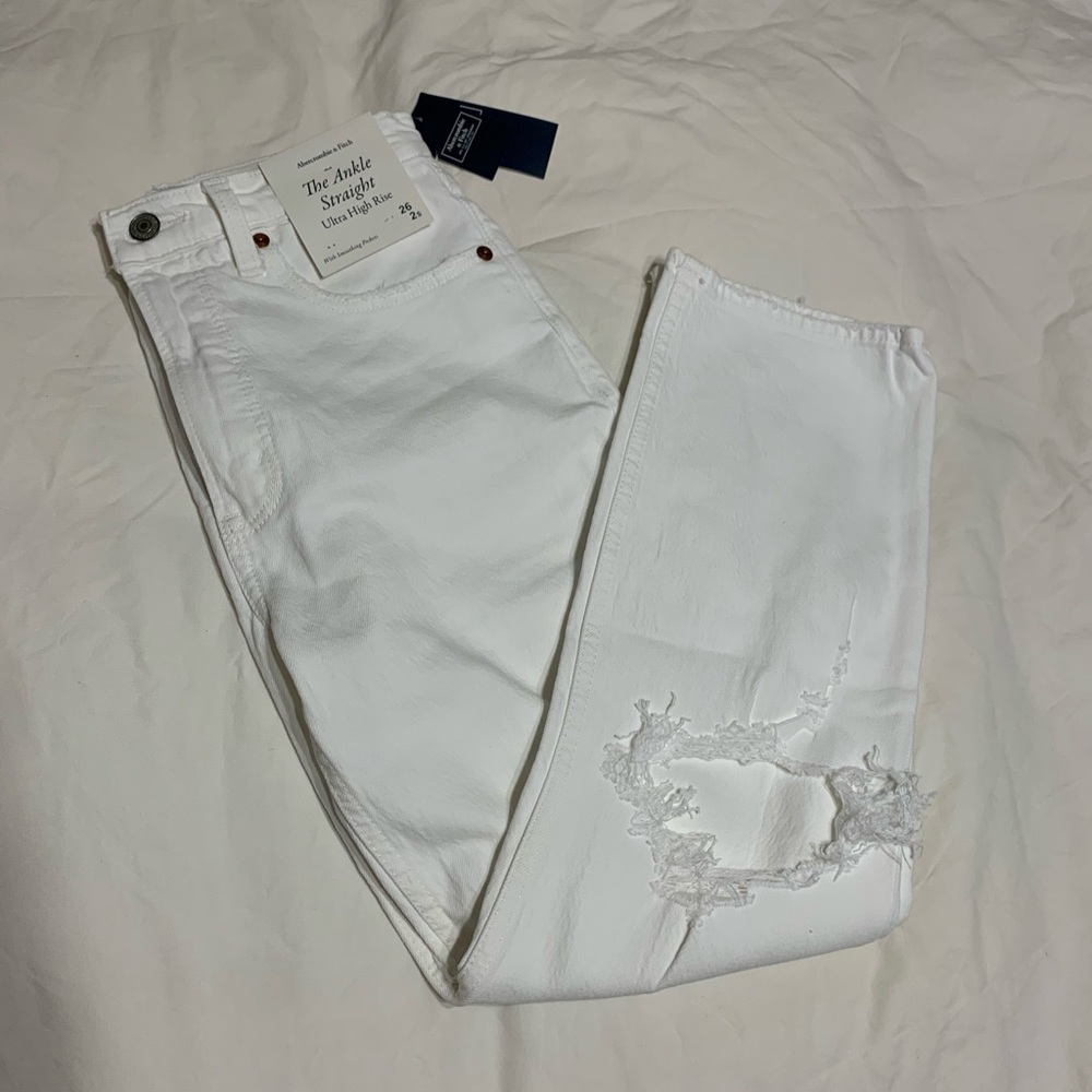 NWT A&F the ankle straight ultra high rise